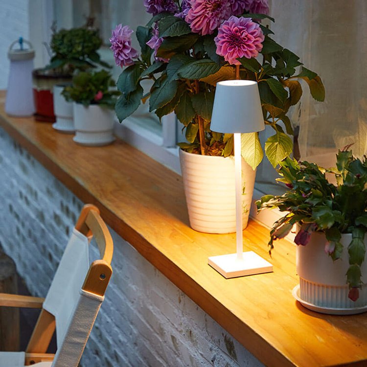 FLEXGLOW™ | KABELLOSE DESIGN-TISCHLAMPE - Freiheit & Kontrolle über Licht