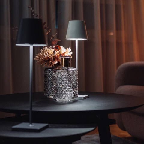 FLEXGLOW™ | KABELLOSE DESIGN-TISCHLAMPE - Freiheit & Kontrolle über Licht