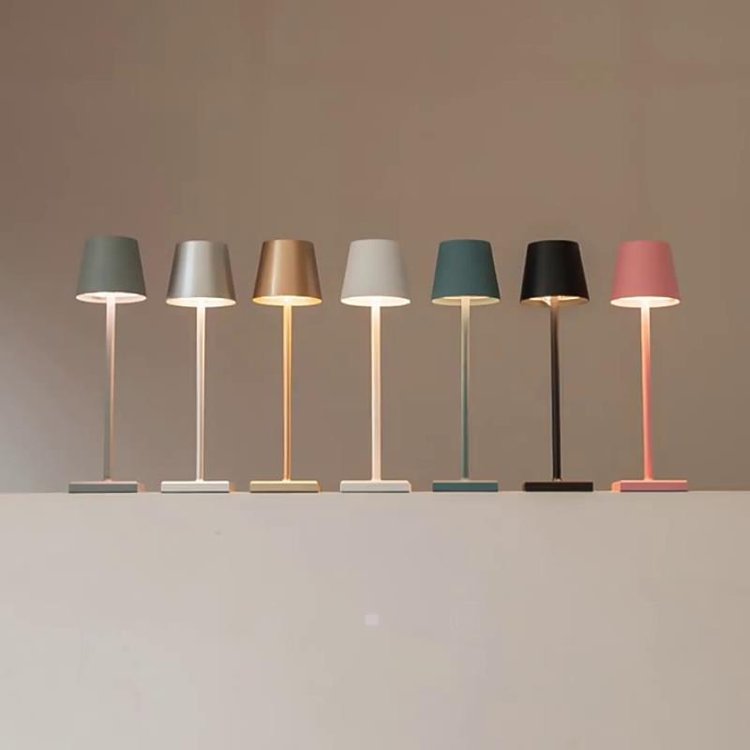 FLEXGLOW™ | KABELLOSE DESIGN-TISCHLAMPE - Freiheit & Kontrolle über Licht